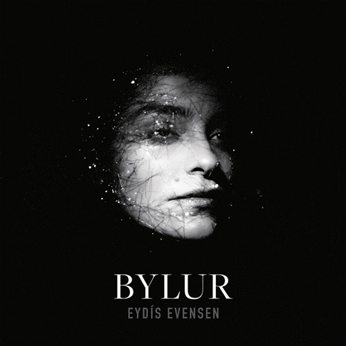 Eydís Evensen image and pictorial