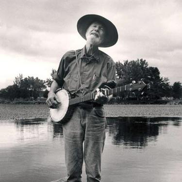 Pete Seeger image and pictorial